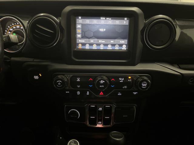 Used 2021 Jeep Gladiator Sport image 7