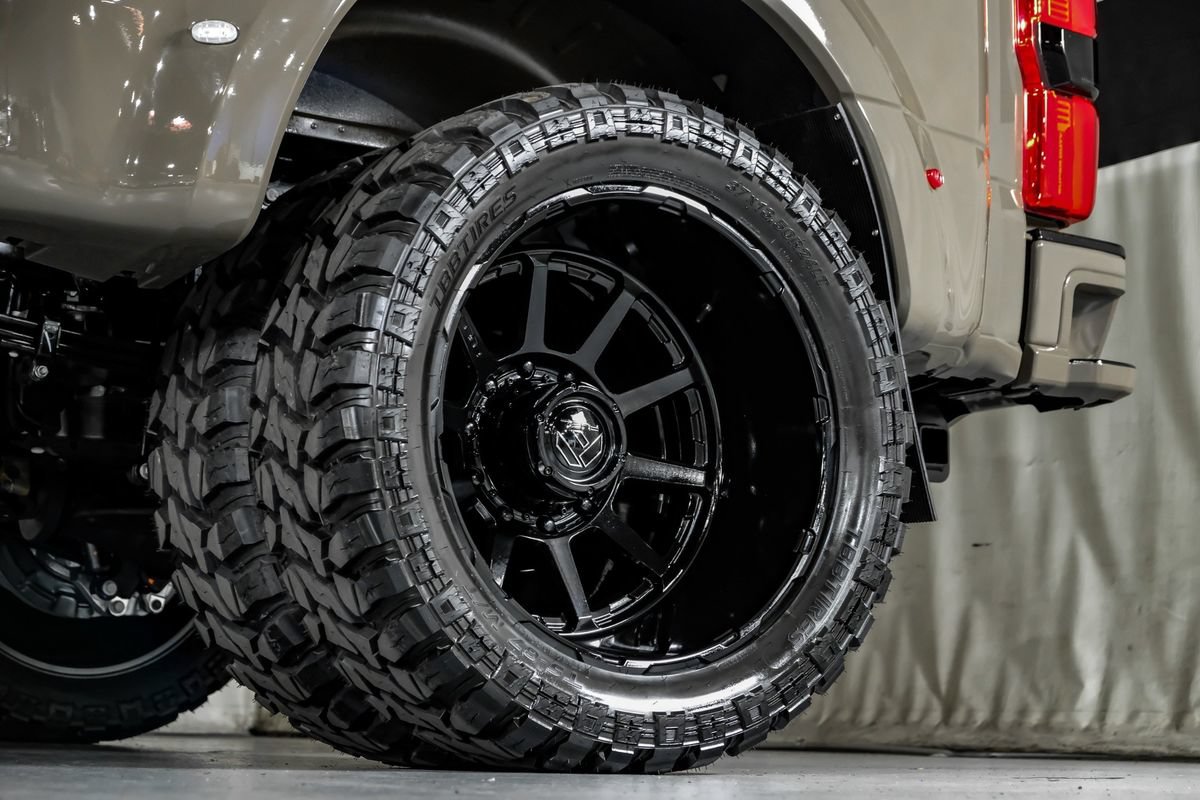 Used 2026 Ford F450 Platinum AWD/4WD image 59