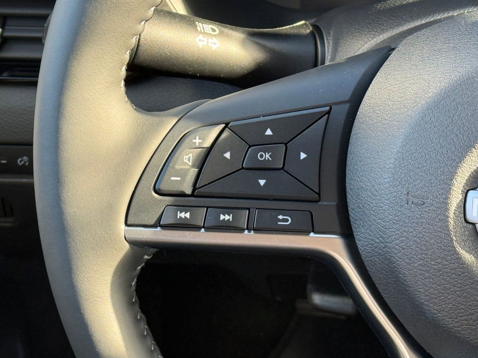 New 2025 Nissan Sentra SV image 14