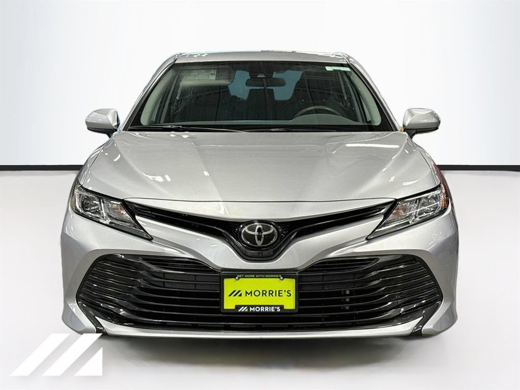 Used 2019 Toyota Camry LE FWD image 2