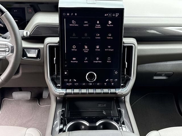 New 2026 GMC Yukon Elevation AWD/4WD image 15