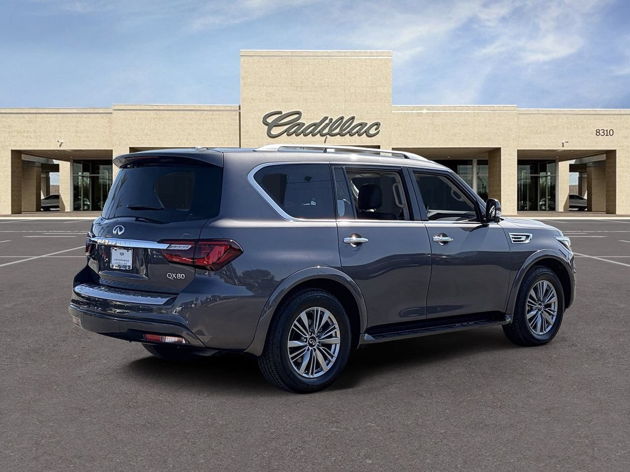 Used 2022 INFINITI QX80 Luxe w/ Cargo Package RWD image 5