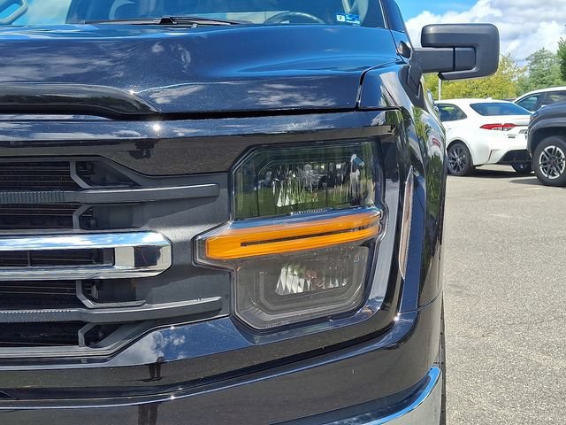 Used 2025 Ford F150 XLT w/ Equipment Group 301A Standard AWD/4WD image 9