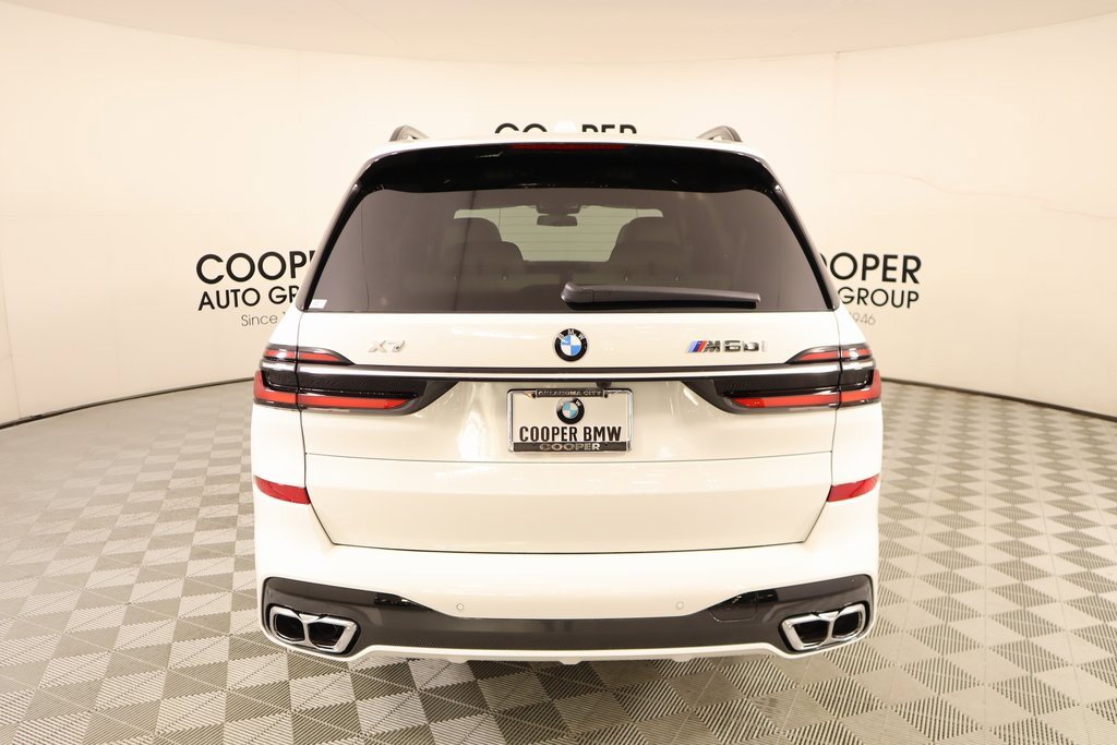 New 2026 BMW X7 M60i w/ Climate Comfort Package image 24