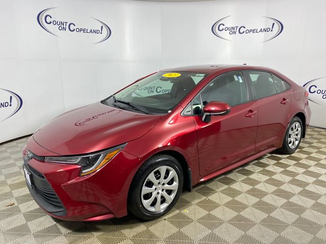 Certified 2023 Toyota Corolla LE FWD image 3