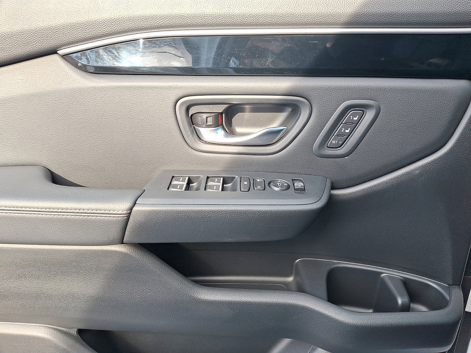 Certified 2025 Honda Pilot EX-L image 8