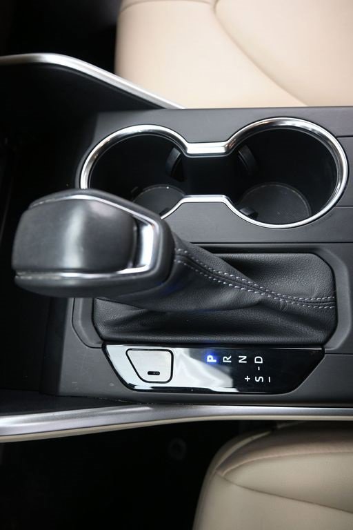 Used 2022 Toyota Highlander XLE image 39