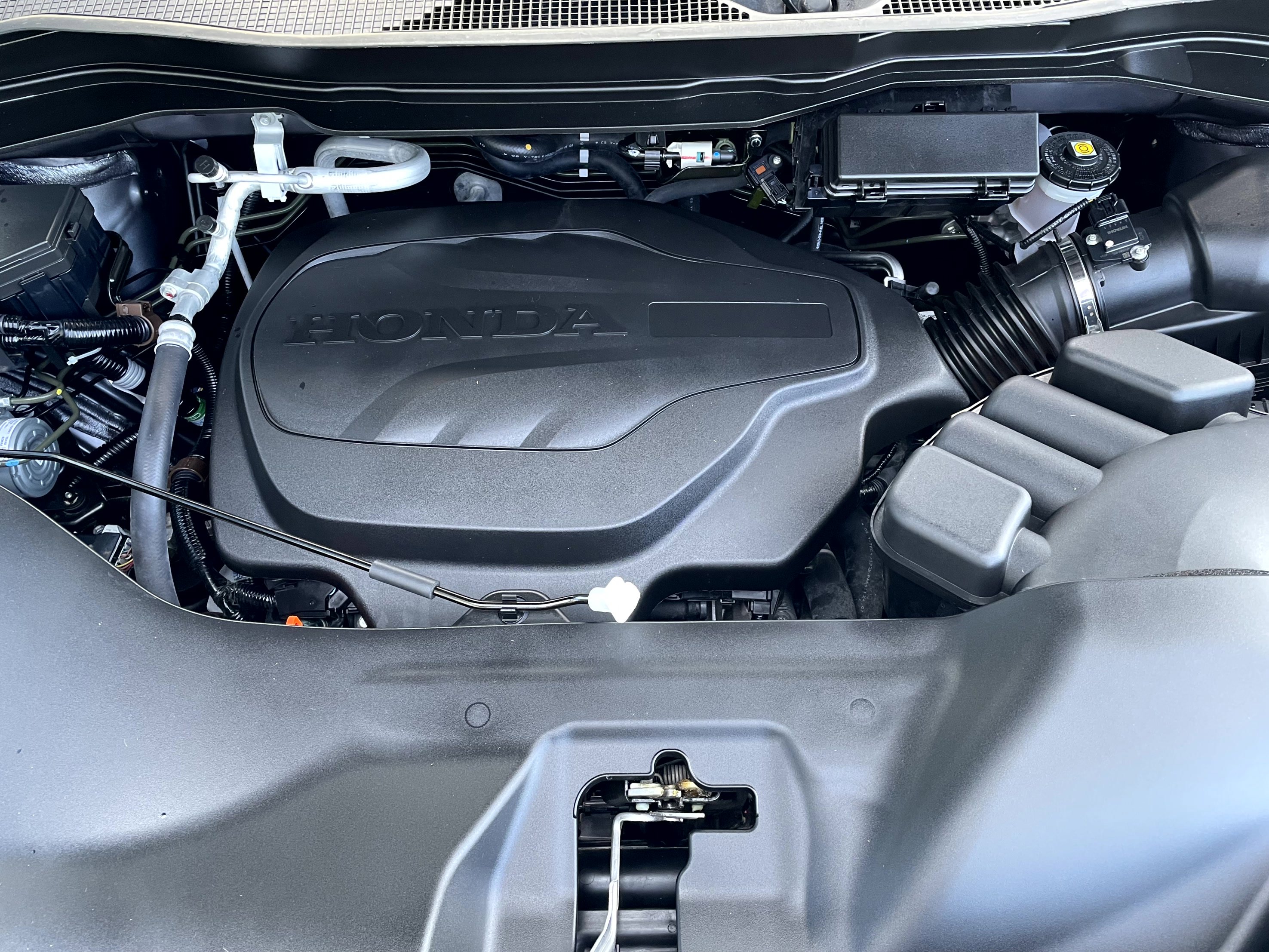 Certified 2025 Honda Ridgeline RTL image 8
