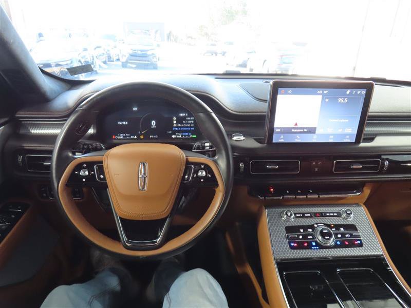 Used 2023 Lincoln Aviator Black Label Grand Touring w/ Class IV Trailer Tow Package AWD/4WD image 24