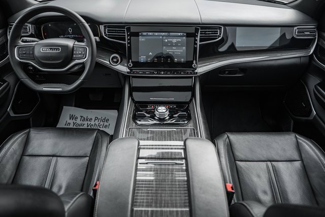 Used 2022 Jeep Wagoneer Series III w/ Premium Group I image 26