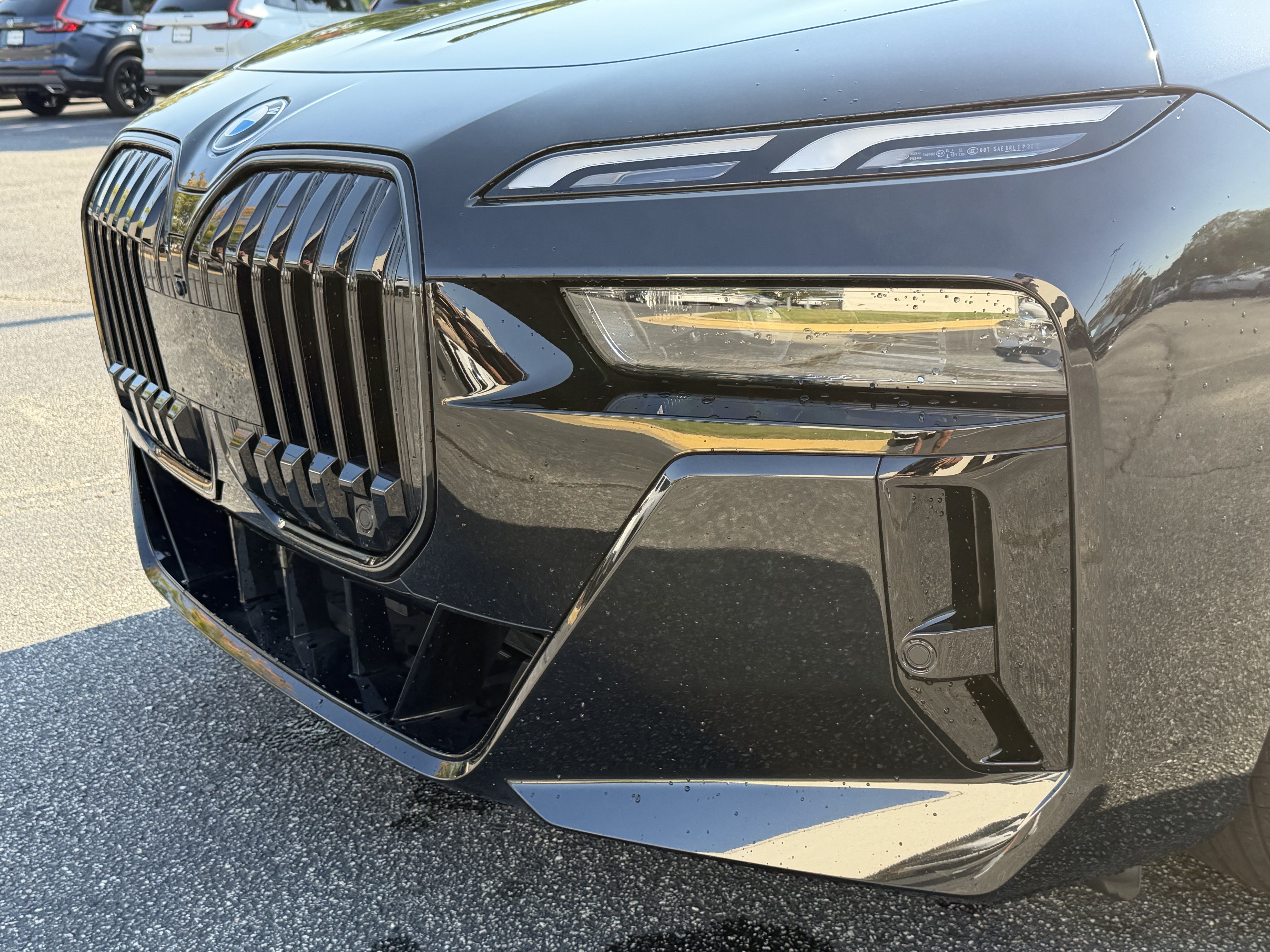 Certified 2024 BMW i7 eDrive50 w/ M Sport Package RWD image 30
