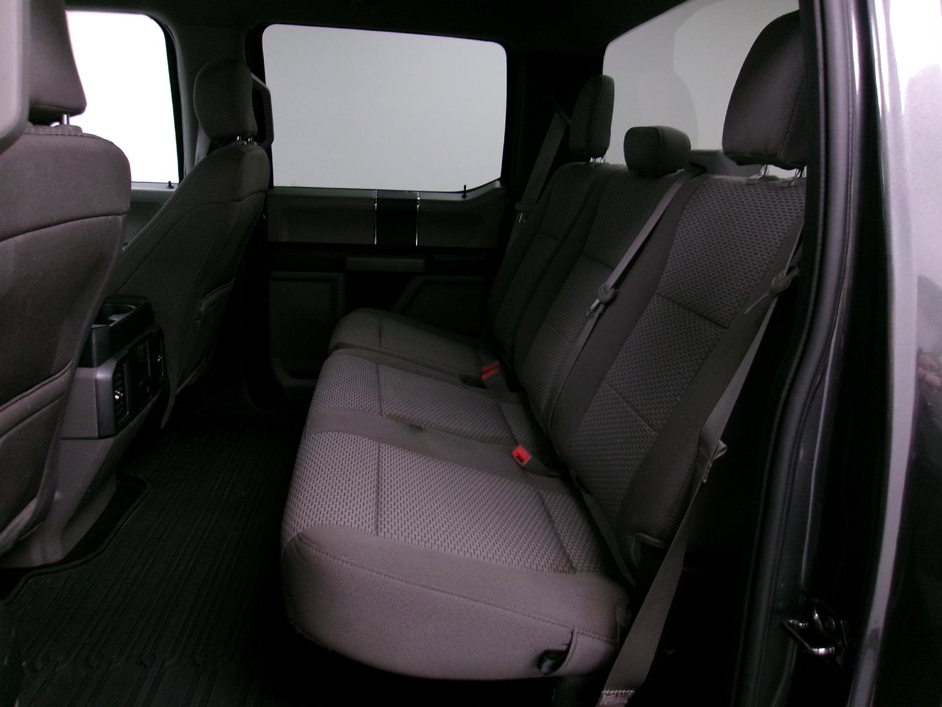 Used 2020 Ford F150 XLT image 9