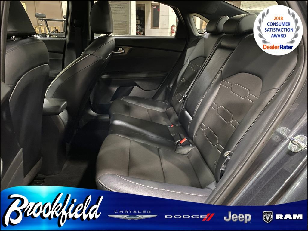 Used 2024 Kia Forte GT-Line w/ GT-Line Premium Package image 17