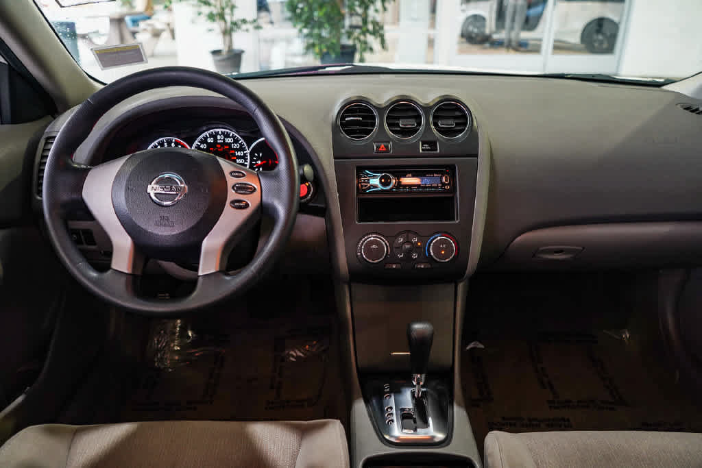 Used 2012 Nissan Altima 2.5 FWD image 12