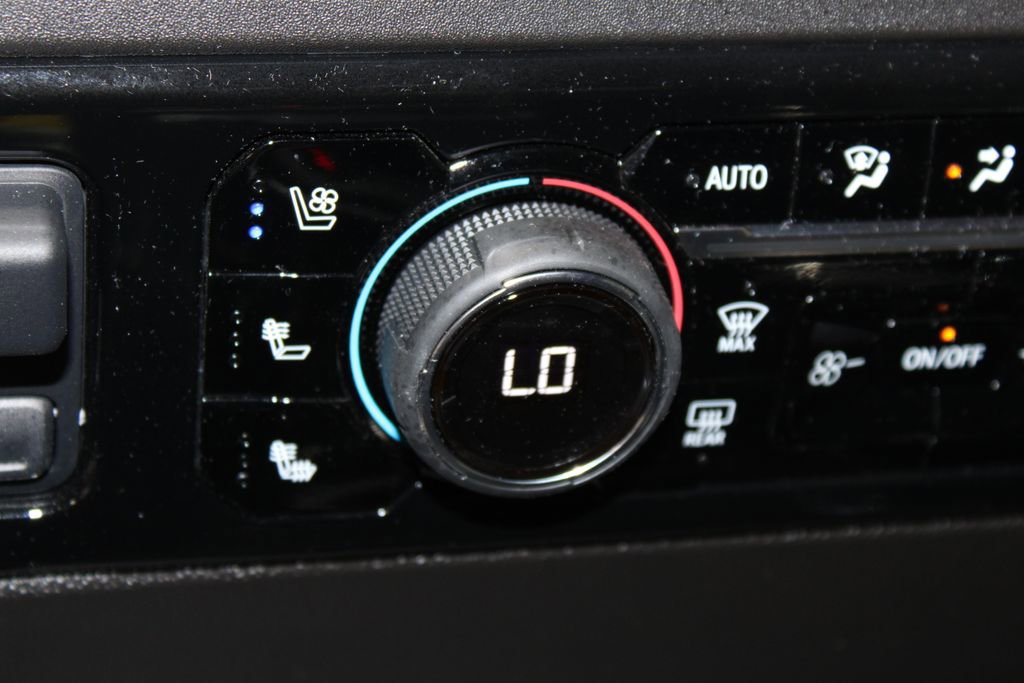 Used 2024 Chevrolet Silverado 1500 High Country w/ High Country Premium Package image 47