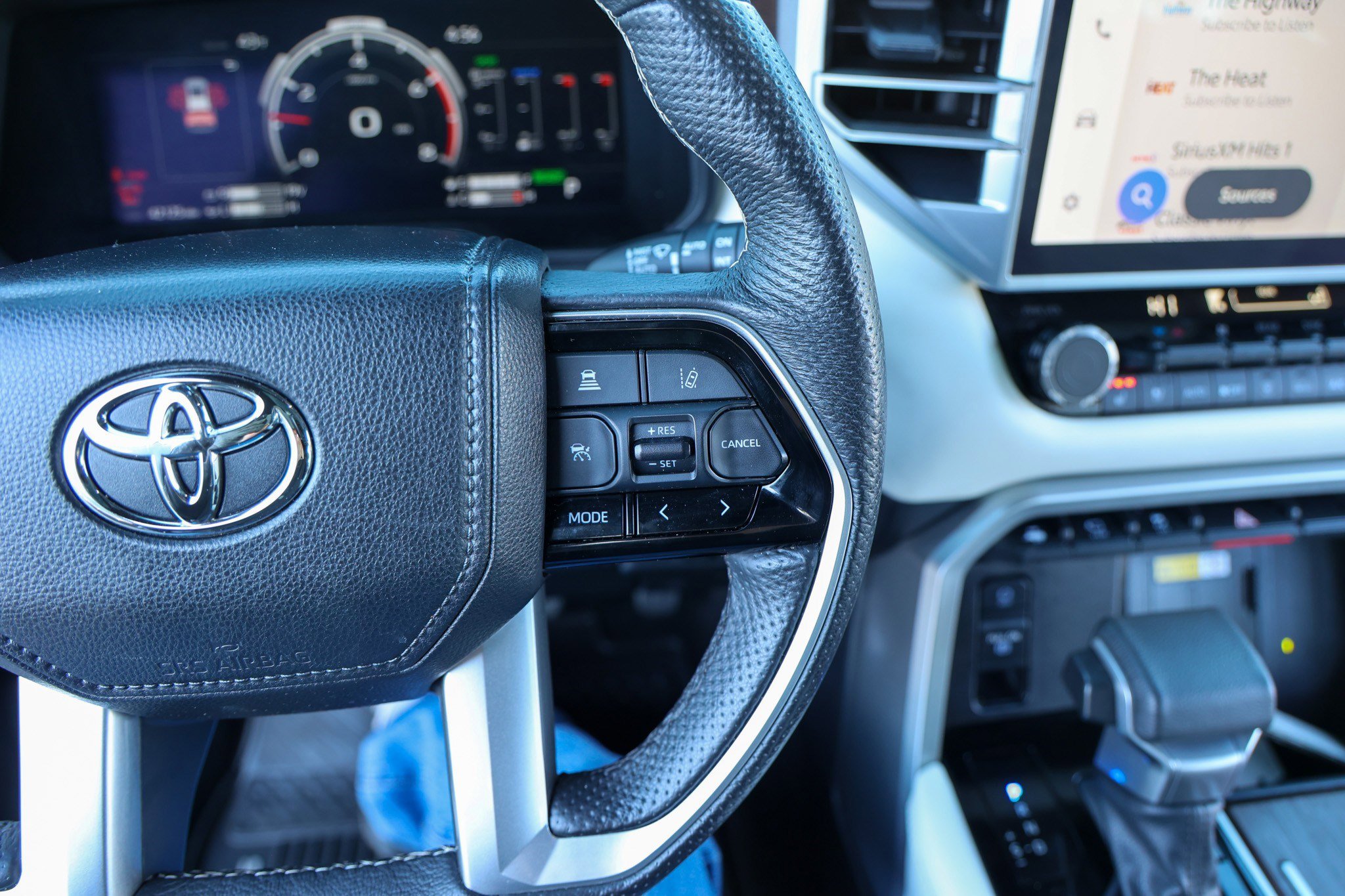 Used 2023 Toyota Sequoia Capstone image 21