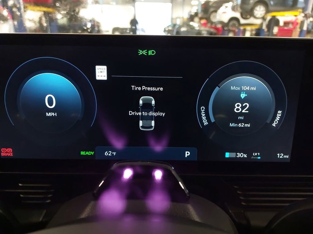 New 2025 Hyundai Ioniq 5 SE AWD/4WD image 19