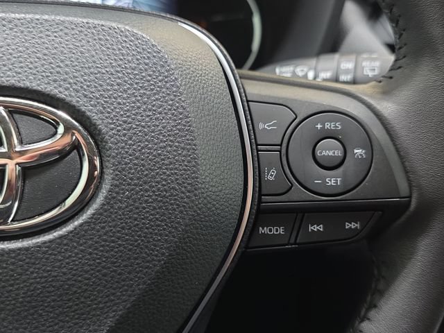 Used 2023 Toyota RAV4 XLE Premium FWD image 17