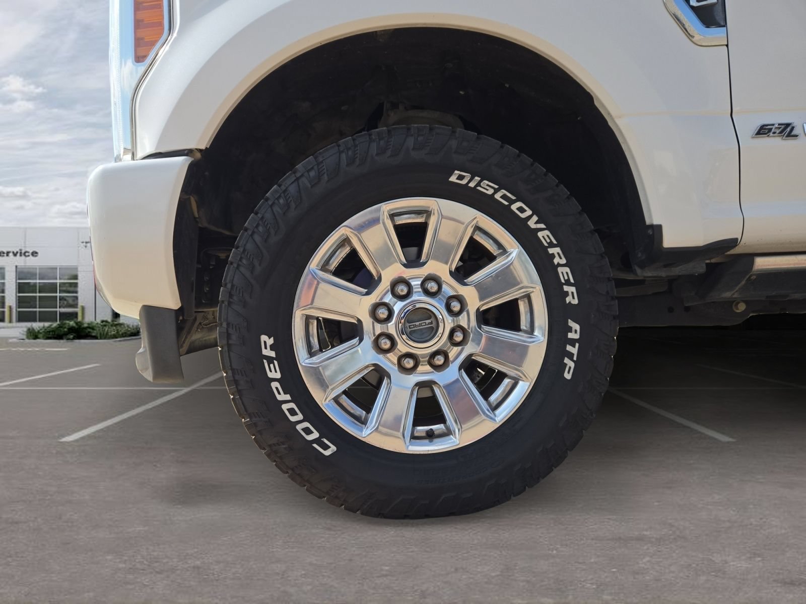 Used 2017 Ford F250 Platinum w/ Platinum Ultimate Package AWD/4WD image 11