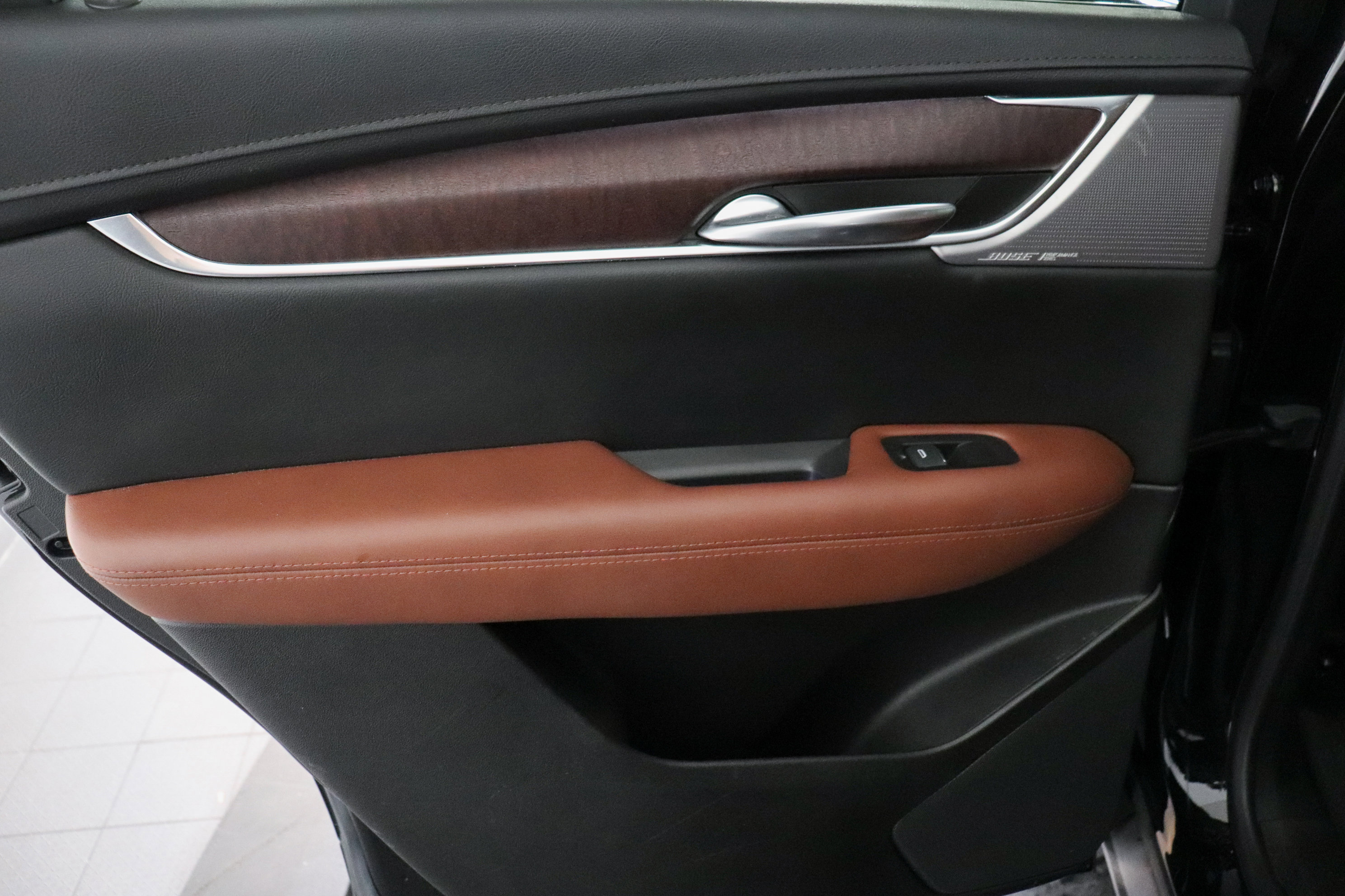 Used 2023 Cadillac XT5 Sportv w/ Technology Package image 18