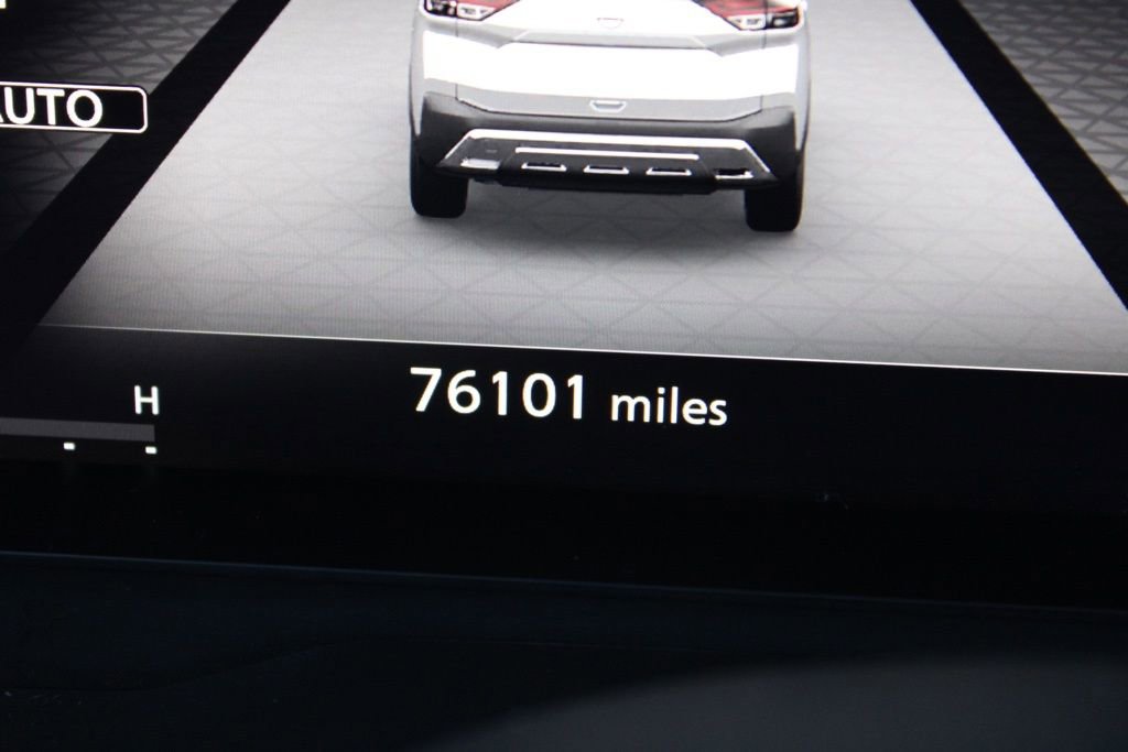 Used 2021 Nissan Rogue Platinum image 37