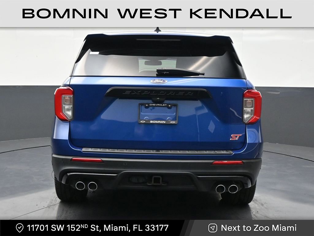 Used 2022 Ford Explorer ST w/ Equipment Group 401A image 4