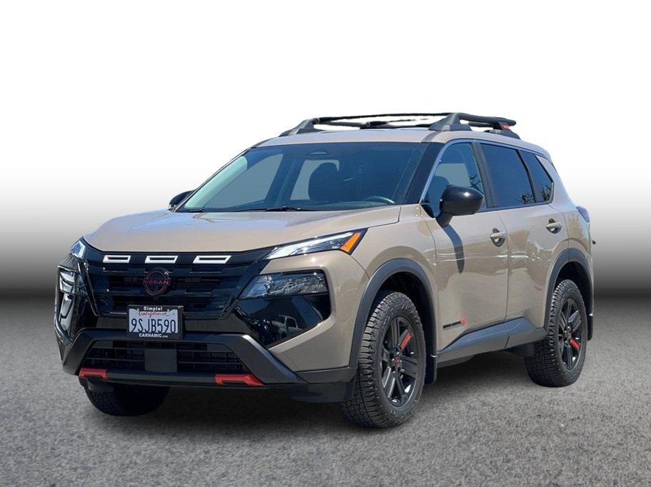 Used 2025 Nissan Rogue SV AWD/4WD image 1