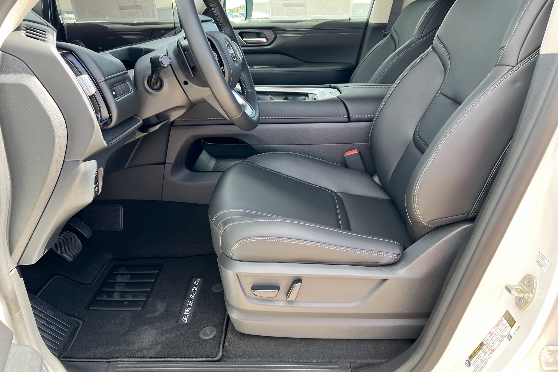 New 2025 Nissan Armada SV image 17