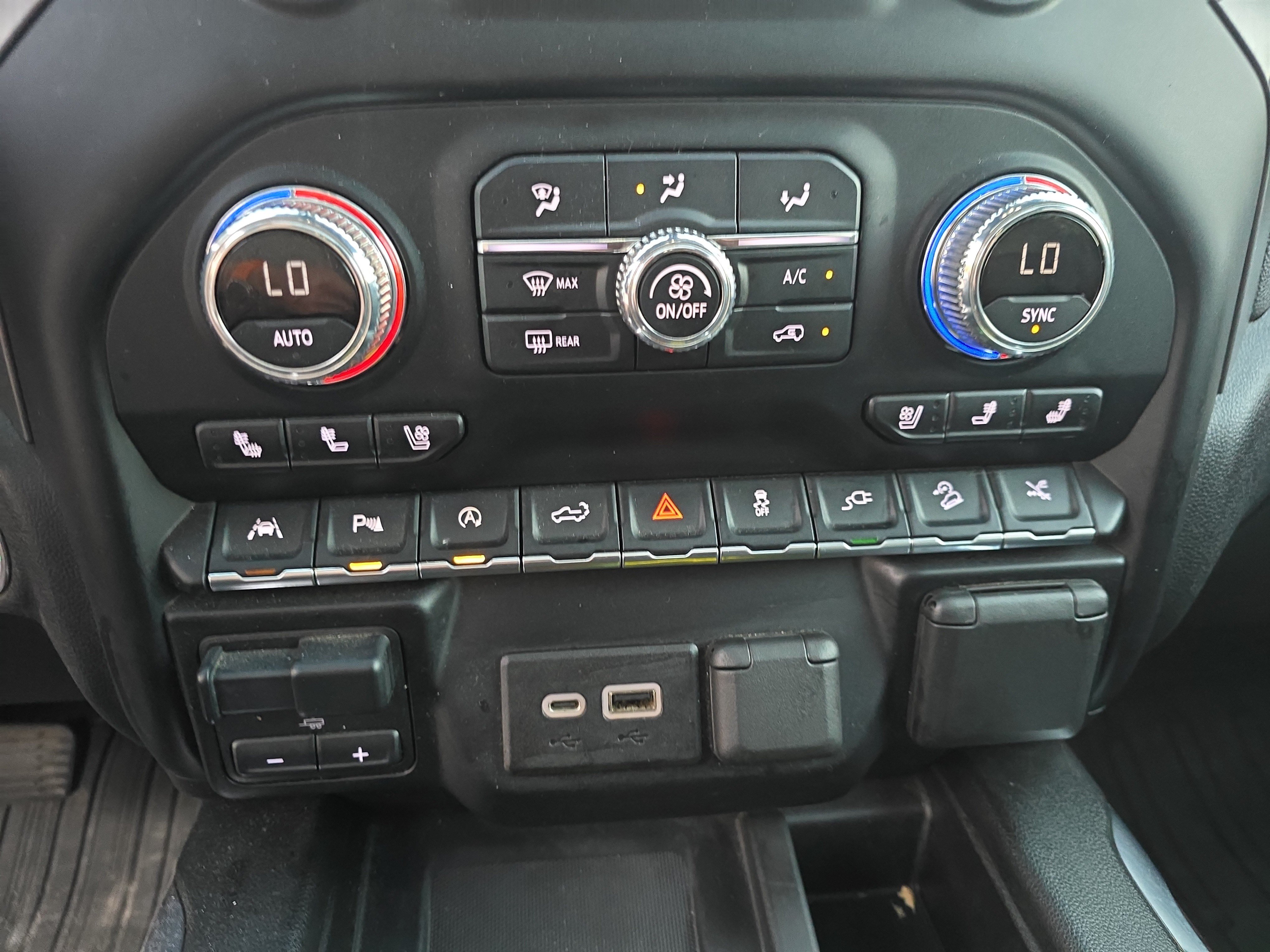 Used 2021 GMC Sierra 1500 Denali w/ Denali Ultimate Package AWD/4WD image 30