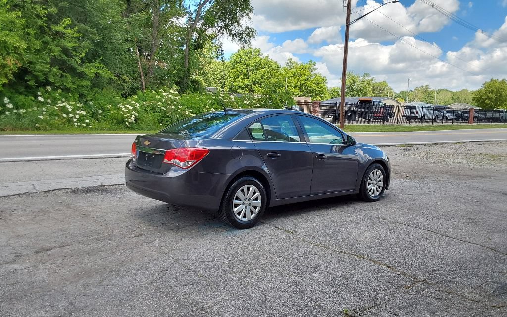 Used 2011 Chevrolet Cruze LS w/ Connectivity Package FWD image 6