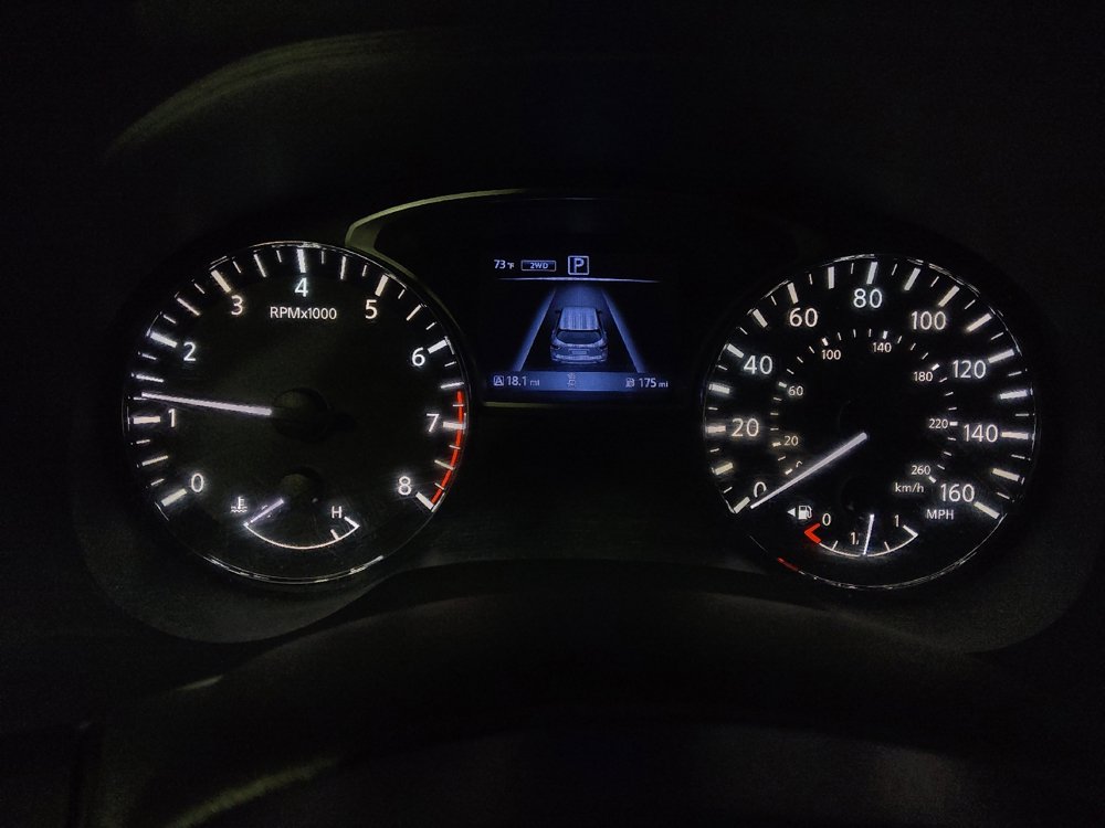 Used 2020 Nissan Pathfinder S AWD/4WD image 23