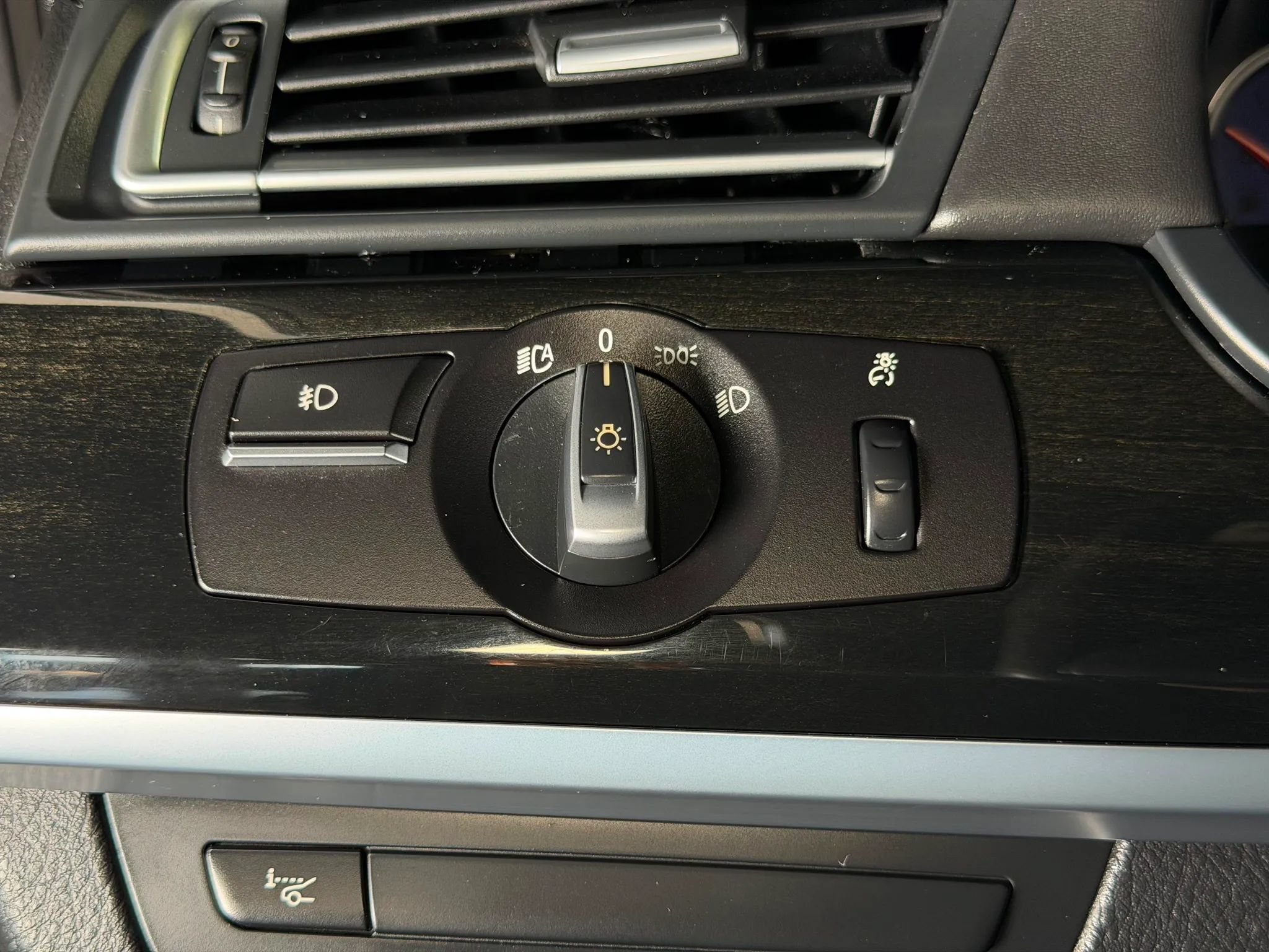 Used 2012 BMW ALPINA B7 RWD image 40