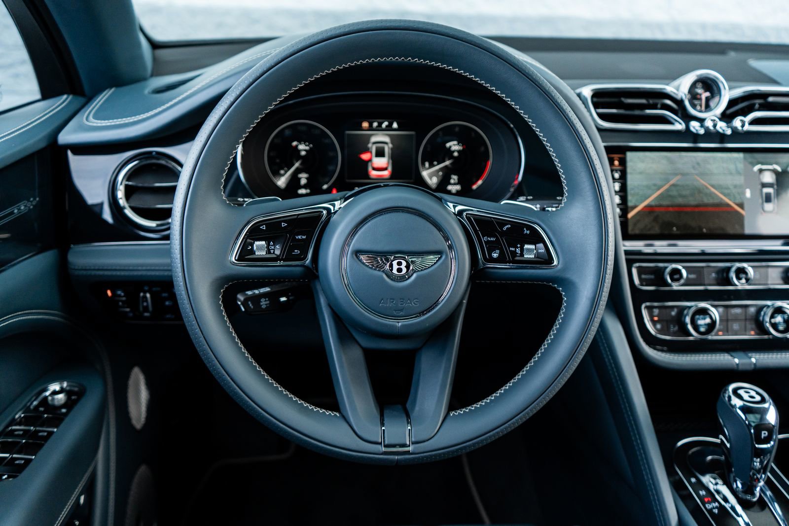 Certified 2023 Bentley Bentayga Extended Wheelbase image 31