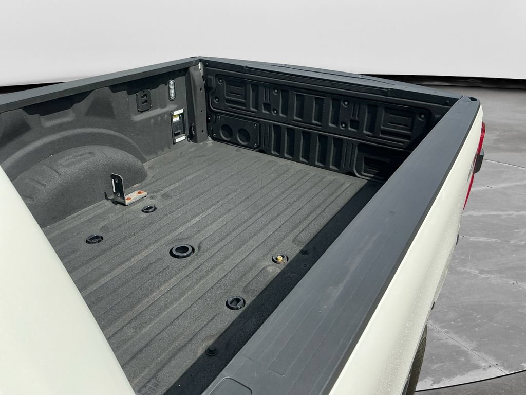 Used 2024 Ford F350 Limited AWD/4WD image 17