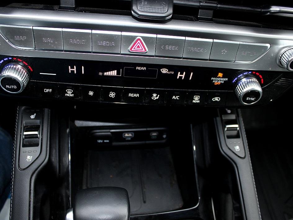 Used 2024 Kia Telluride EX X-Line image 21