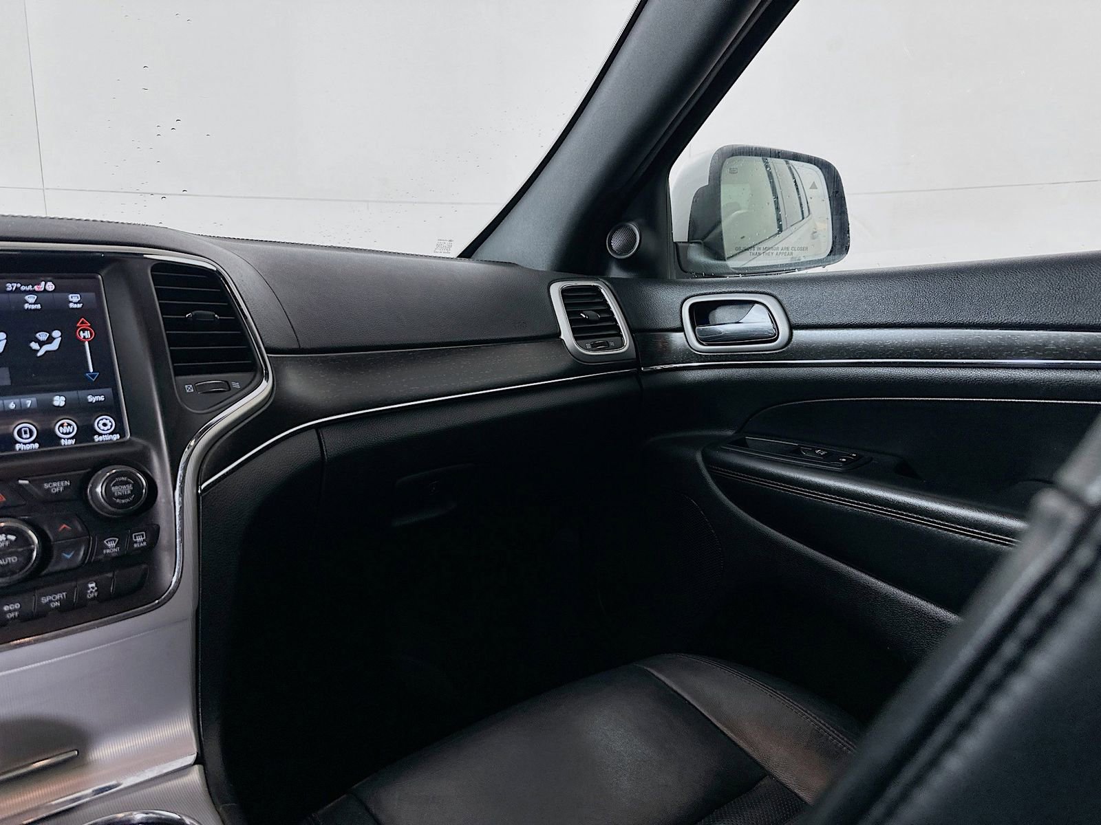 Used 2018 Jeep Grand Cherokee Limited AWD/4WD image 24