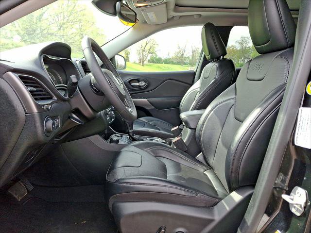 Used 2022 Jeep Cherokee Latitude Lux w/ Sun & Sound Group image 11