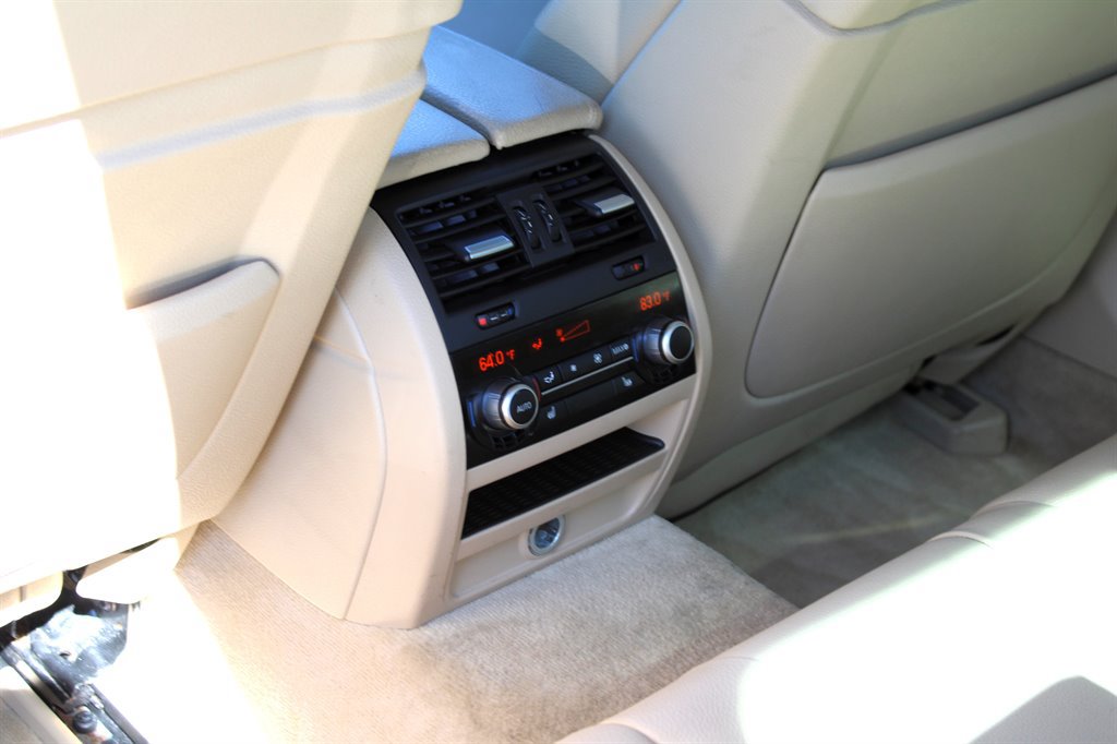 Used 2011 BMW 550i Sedan RWD image 20