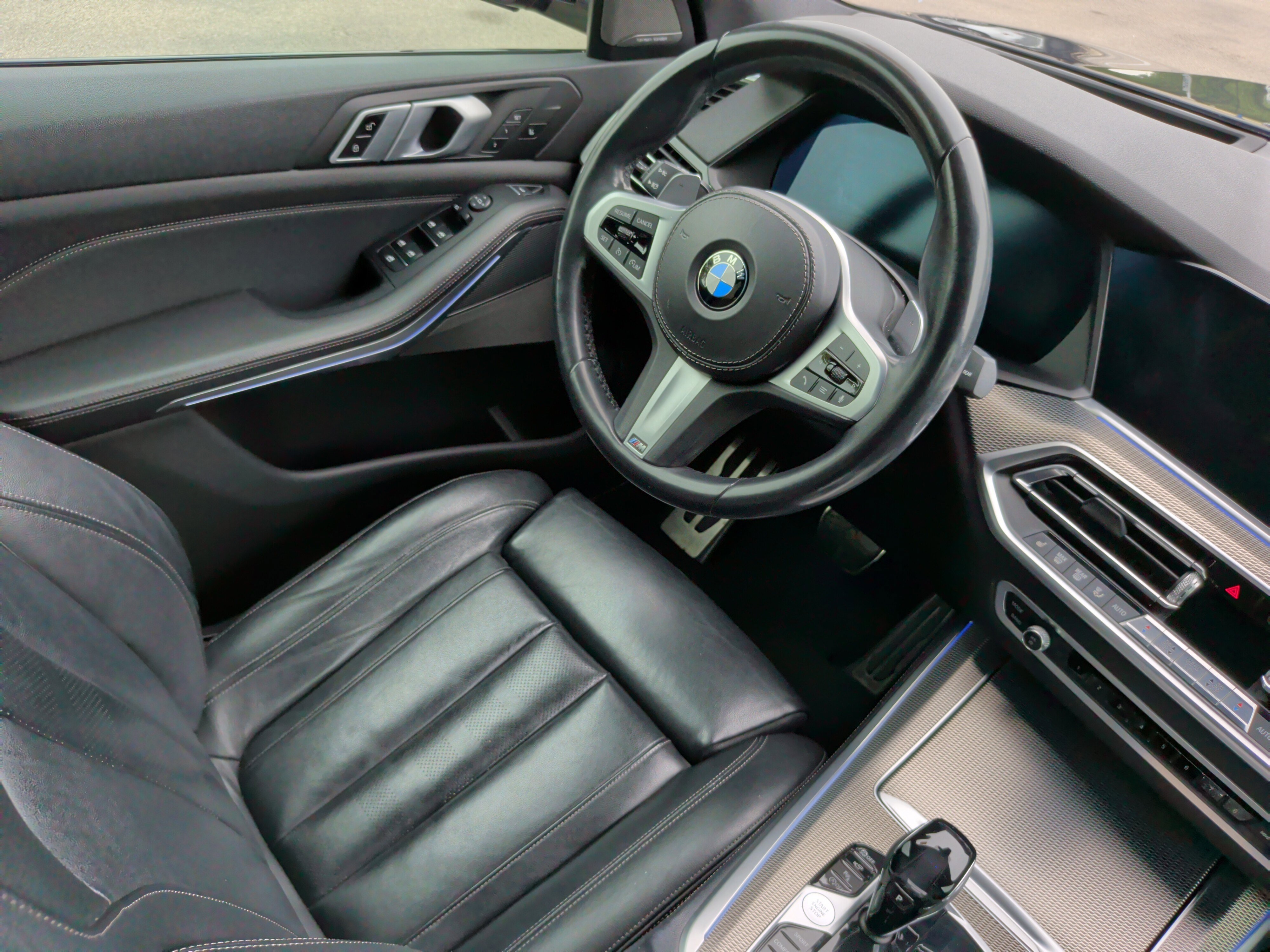 Used 2019 BMW X5 xDrive40i w/ M Sport Package AWD/4WD image 33