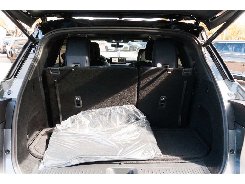 Certified 2026 INFINITI QX60 Sport w/ Dark Cargo Package image 31