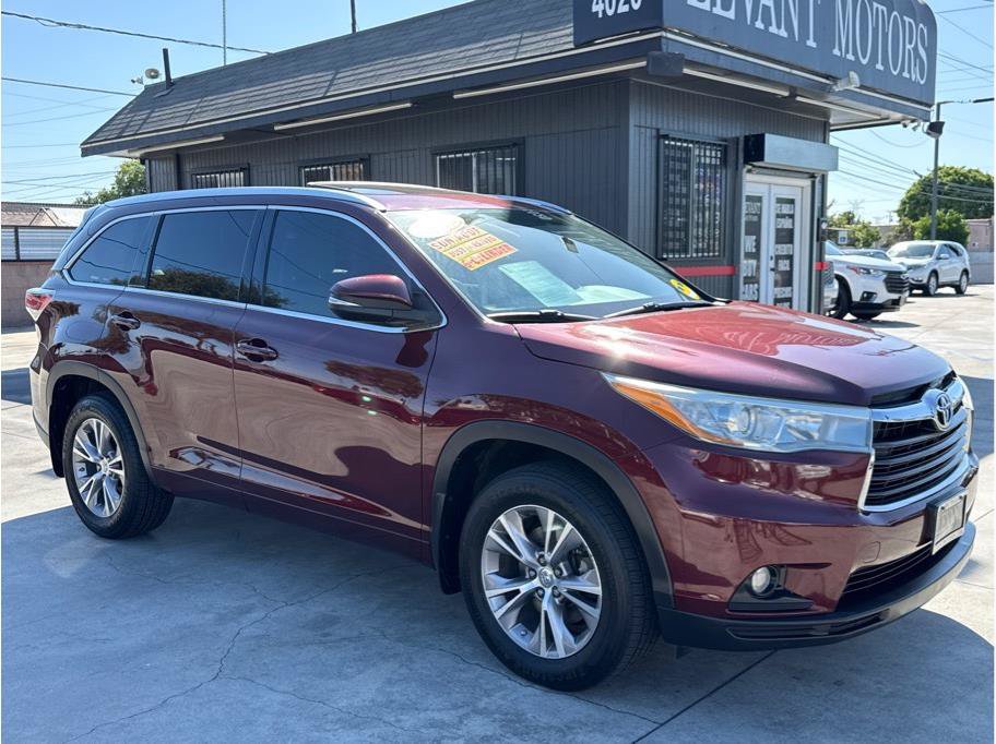 Used 2015 Toyota Highlander XLE AWD/4WD image 42