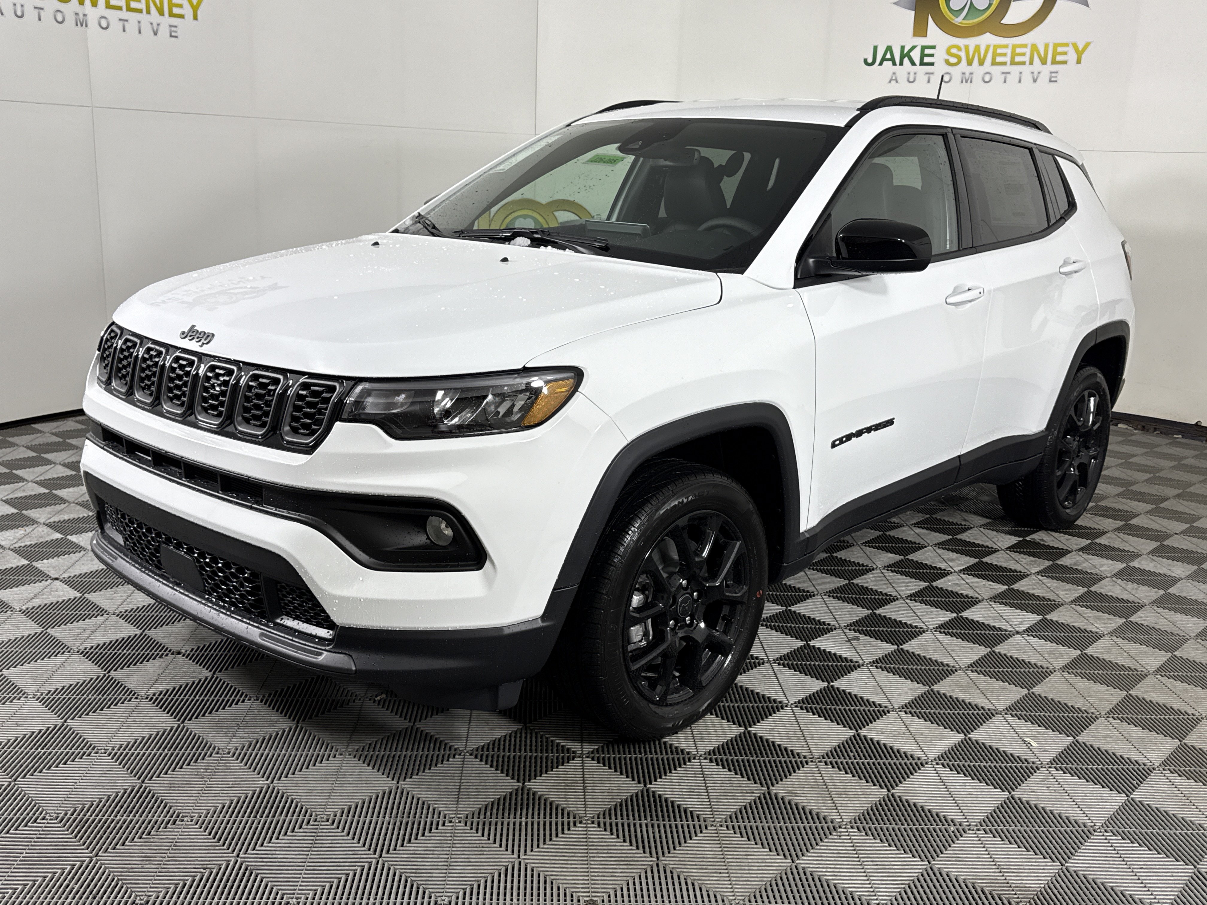 New 2026 Jeep Compass Latitude AWD/4WD image 4