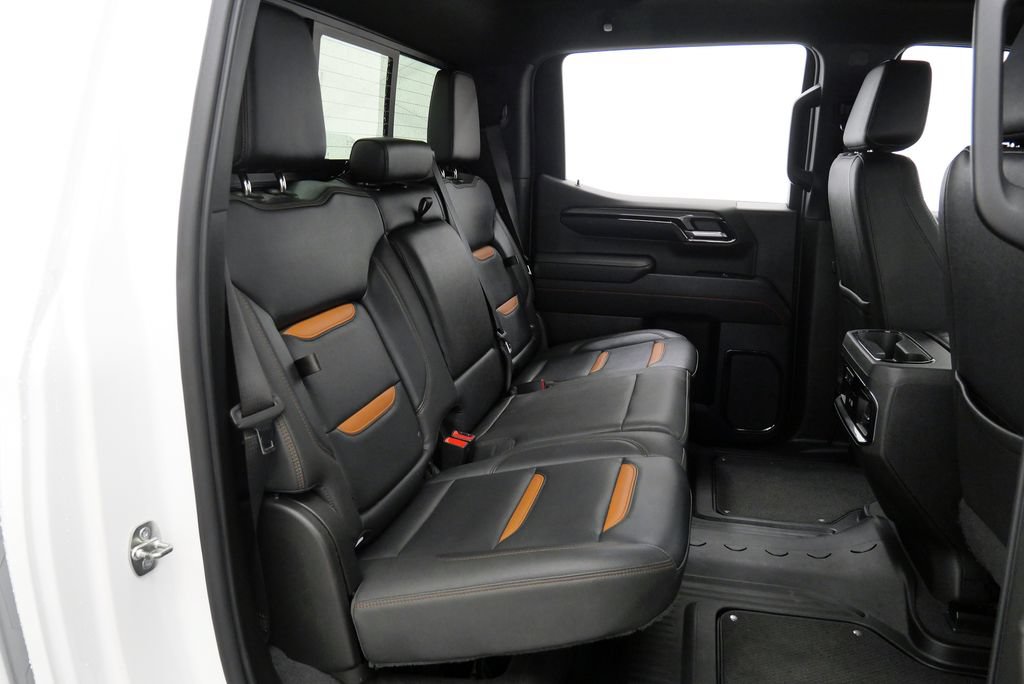 Used 2023 GMC Sierra 1500 AT4 w/ AT4 Premium Package AWD/4WD image 18