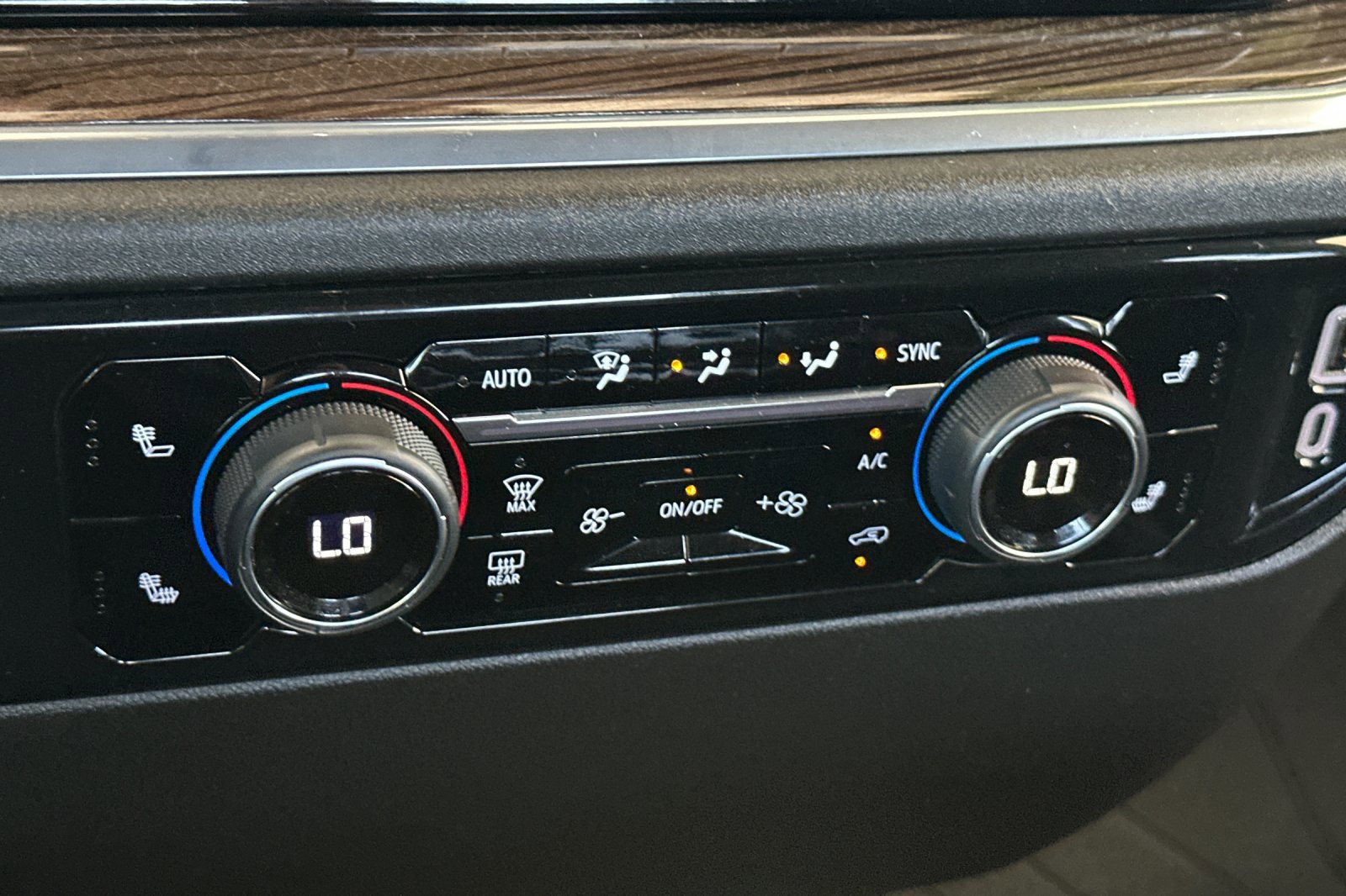 Used 2024 Chevrolet Silverado 1500 RST w/ Protection Package image 19