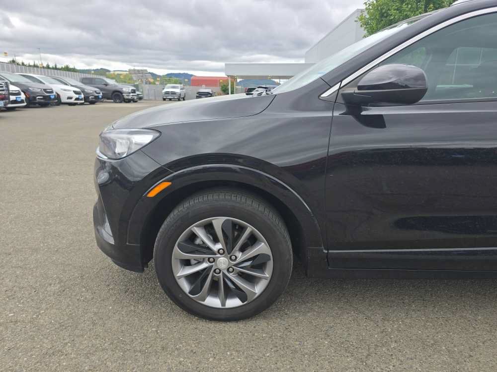 Used 2023 Buick Encore GX Select w/ Sport Touring Package AWD/4WD image 13