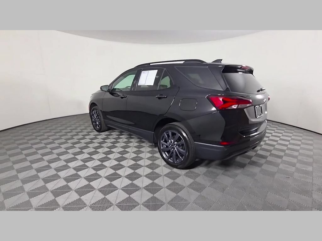 Used 2024 Chevrolet Equinox RS AWD/4WD image 43