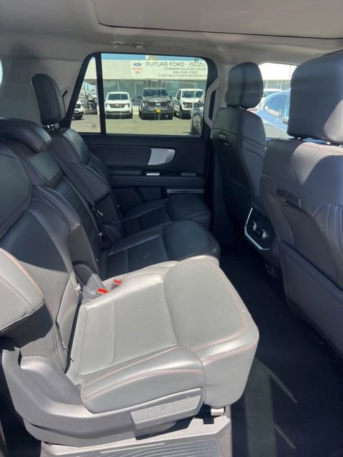 Used 2025 Ford Expedition Max Active image 8