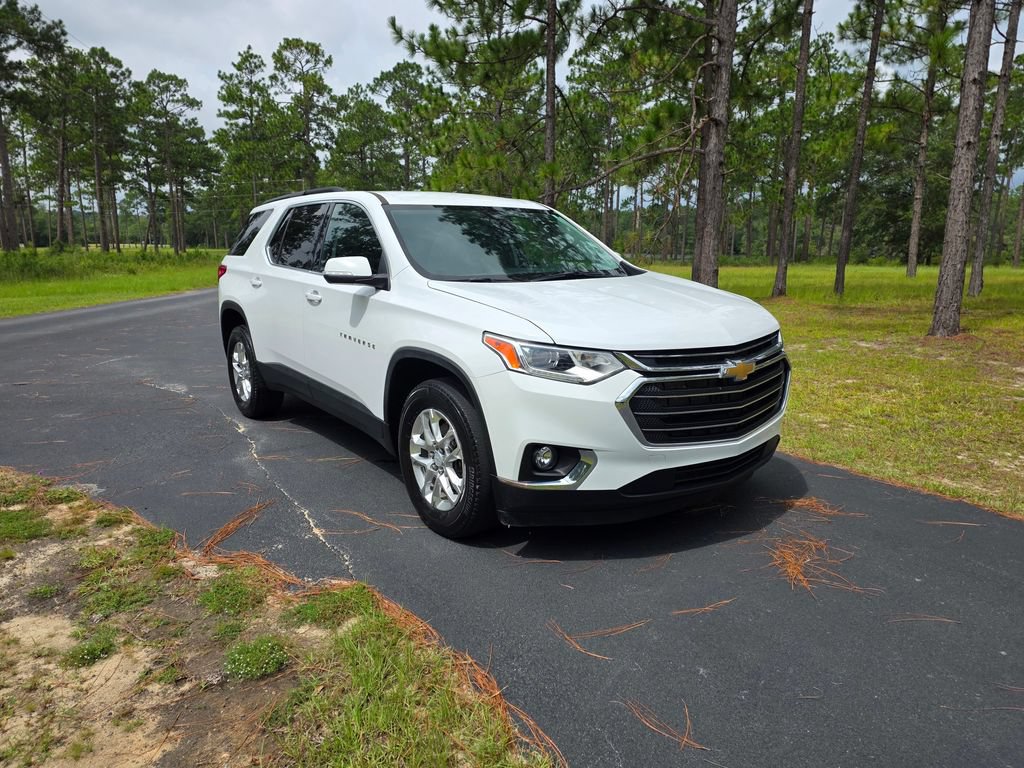 Used 2021 Chevrolet Traverse LT FWD image 7