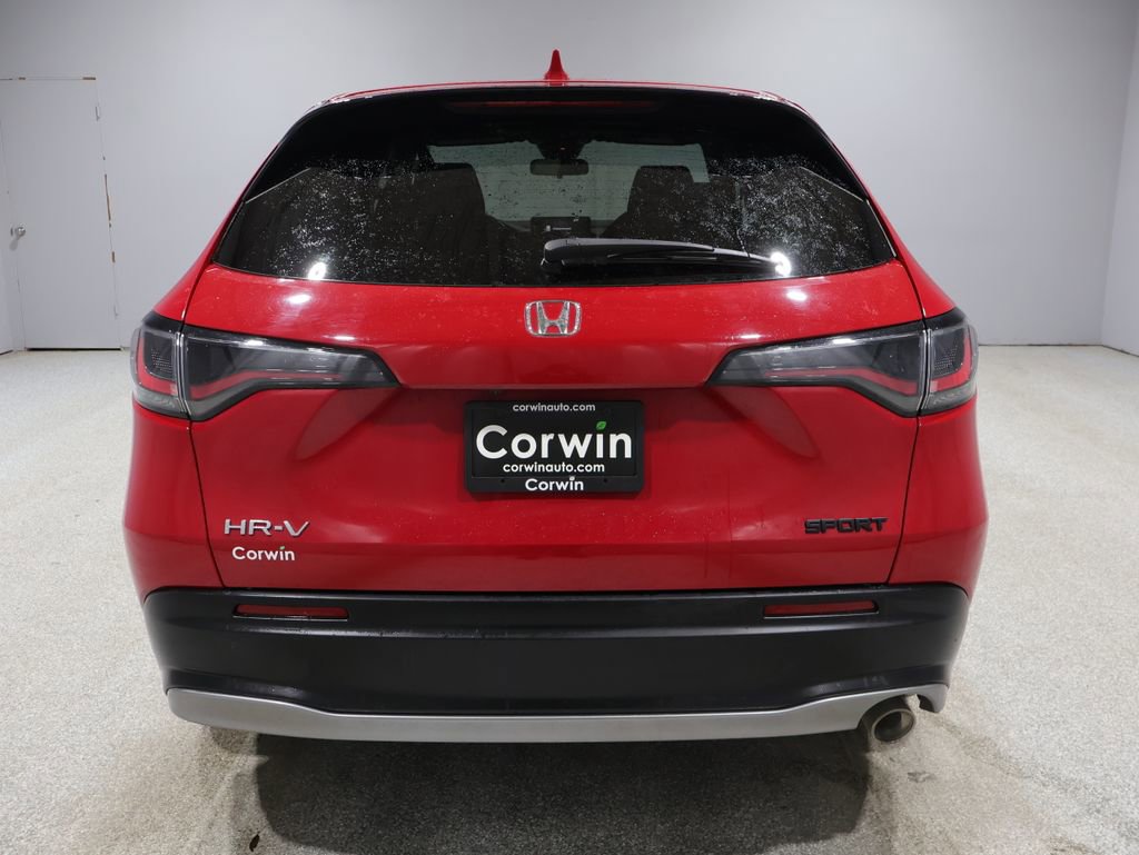 Used 2023 Honda HR-V Sport image 3