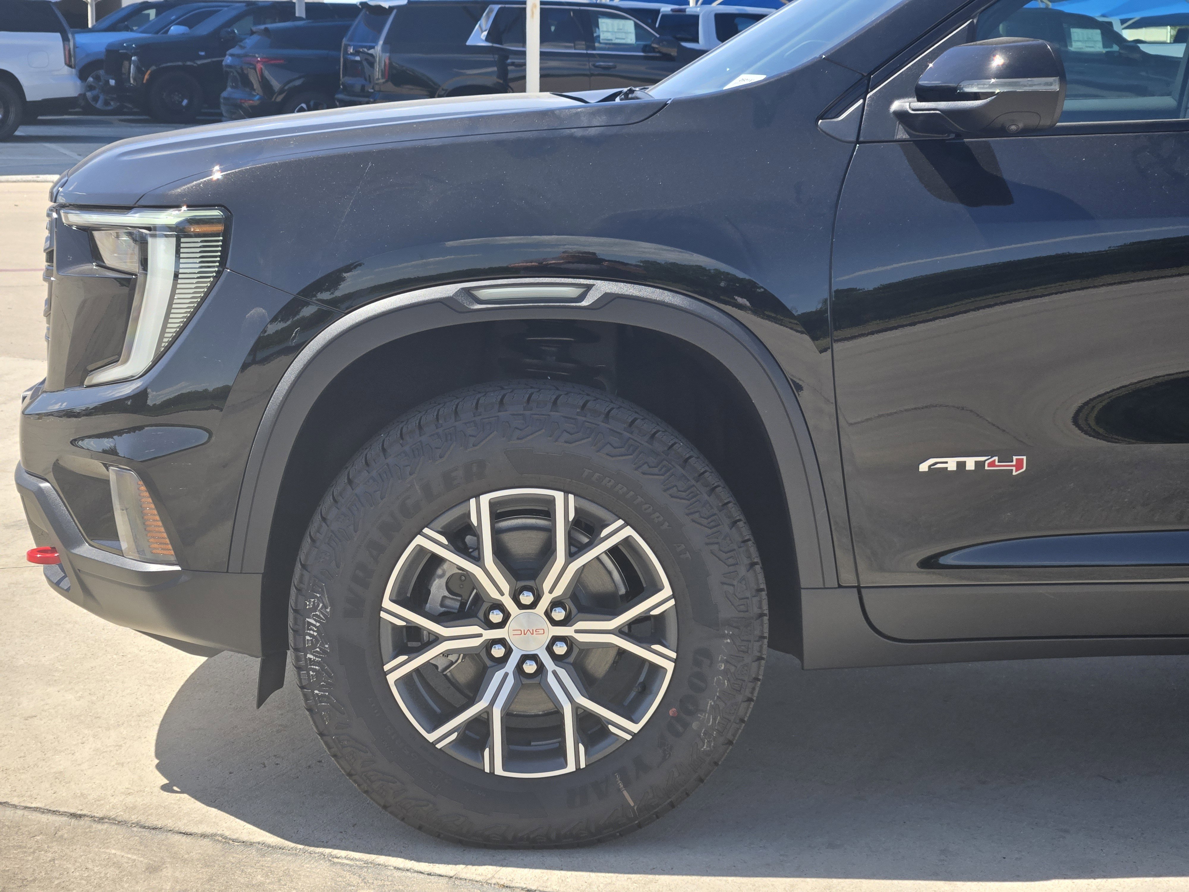 New 2026 GMC Acadia AT4 w/ Luxury Package image 5